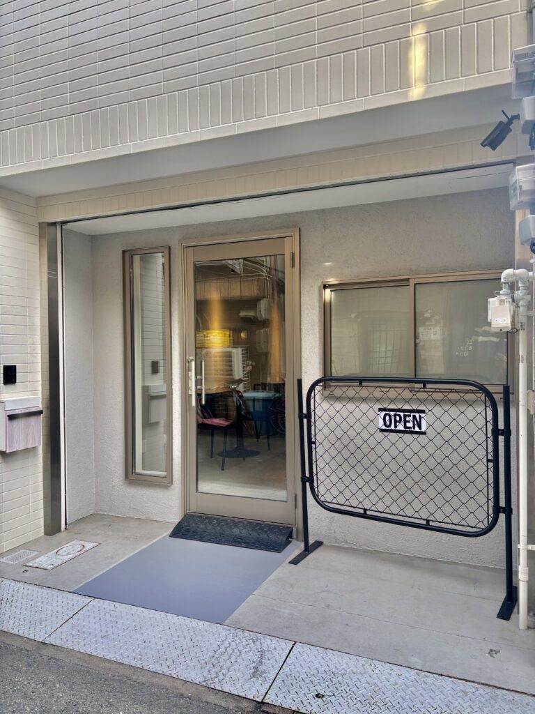 フライズチキンショップアクセス